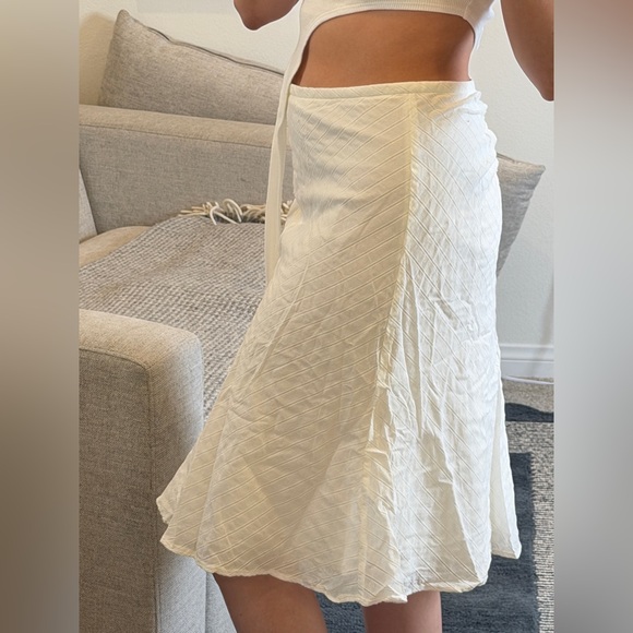 Vintage 90’s Banana Republic White Skirt - Picture 2 of 4